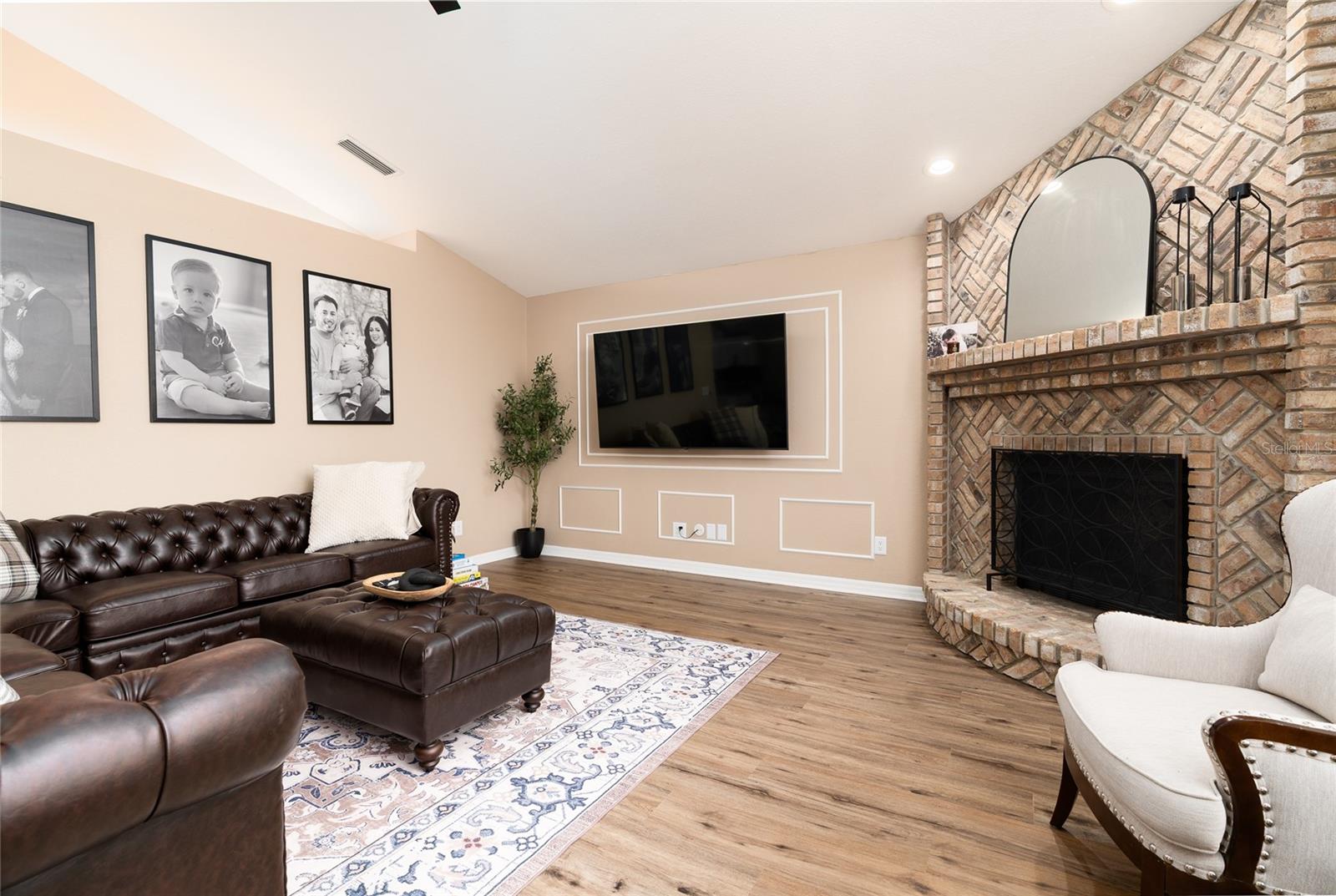 Image 16 of 43 For 424 Sea Duck Drive