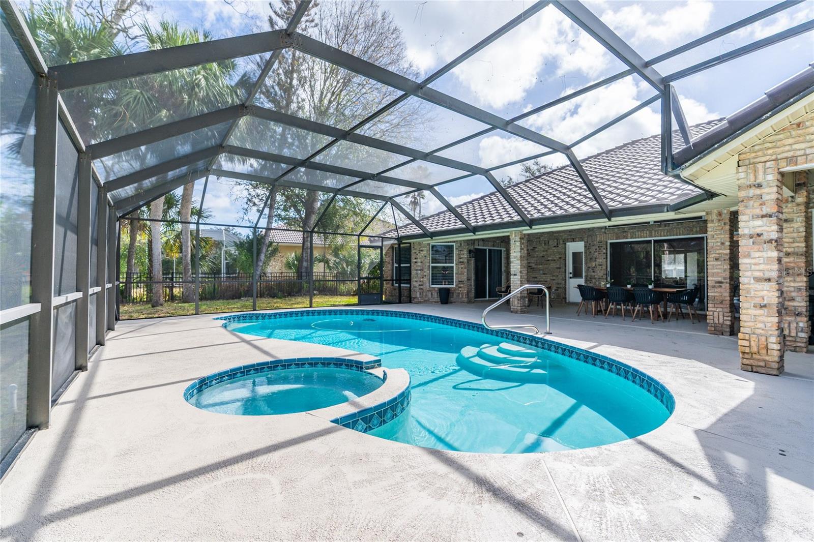 Image 38 of 43 For 424 Sea Duck Drive