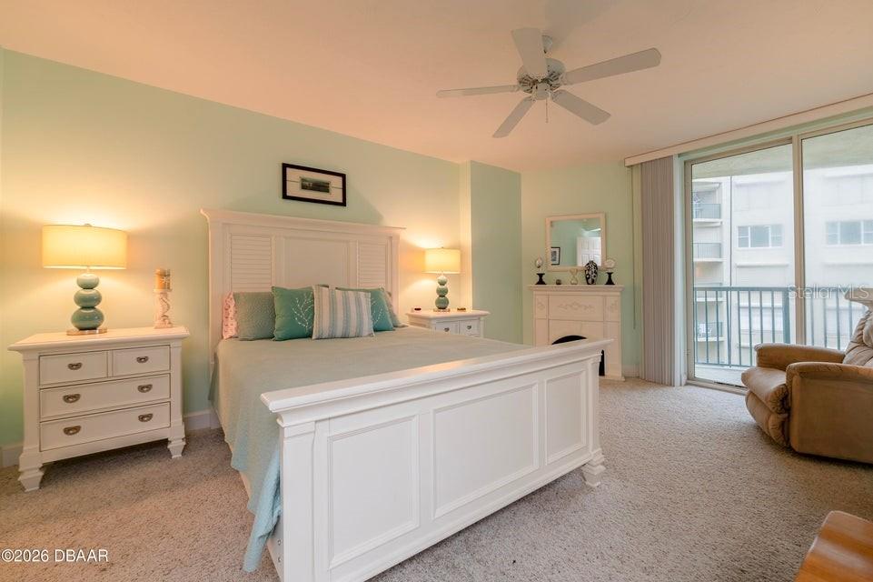 Image 14 of 38 For 4575 Atlantic Avenue 6502