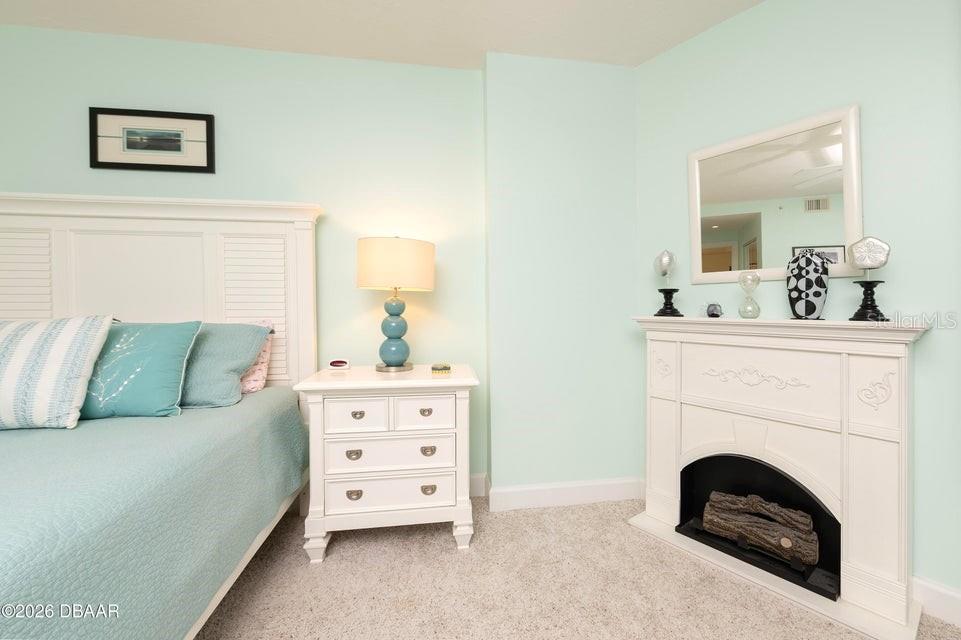 Image 18 of 38 For 4575 Atlantic Avenue 6502