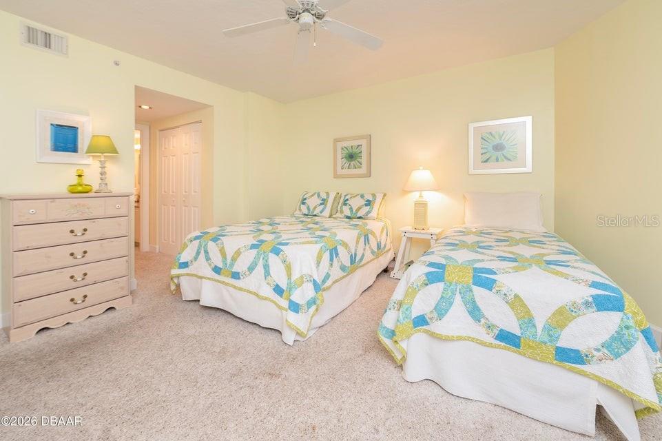 Image 22 of 38 For 4575 Atlantic Avenue 6502