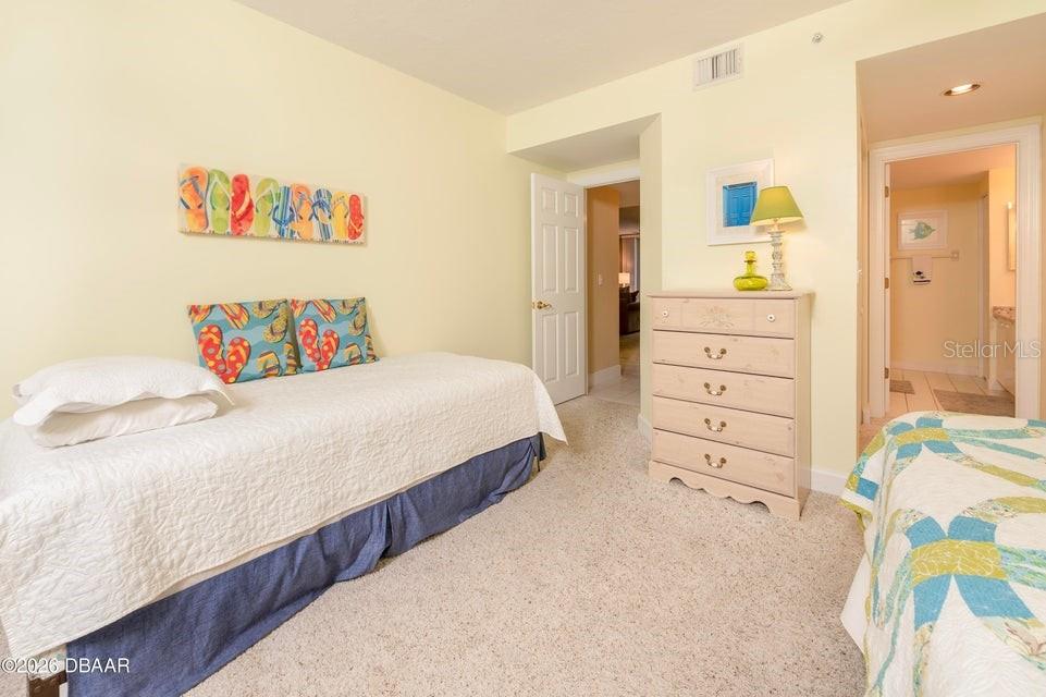 Image 24 of 38 For 4575 Atlantic Avenue 6502