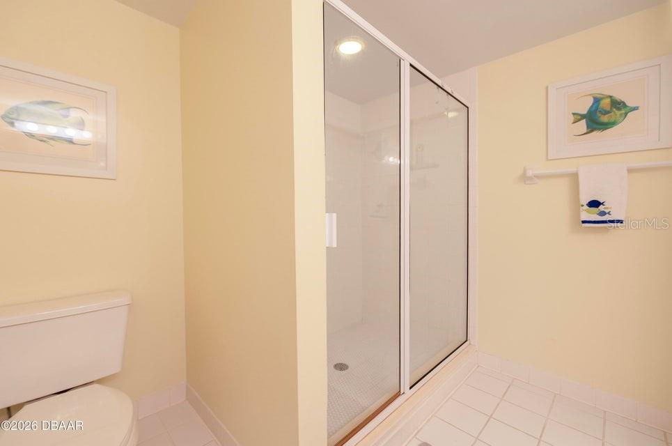 Image 27 of 38 For 4575 Atlantic Avenue 6502