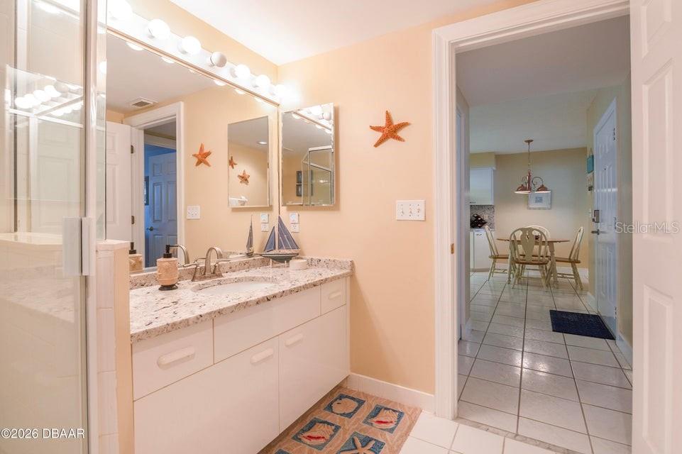 Image 32 of 38 For 4575 Atlantic Avenue 6502