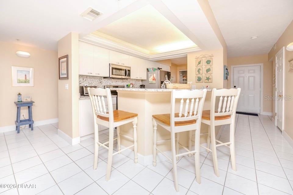 Image 8 of 38 For 4575 Atlantic Avenue 6502