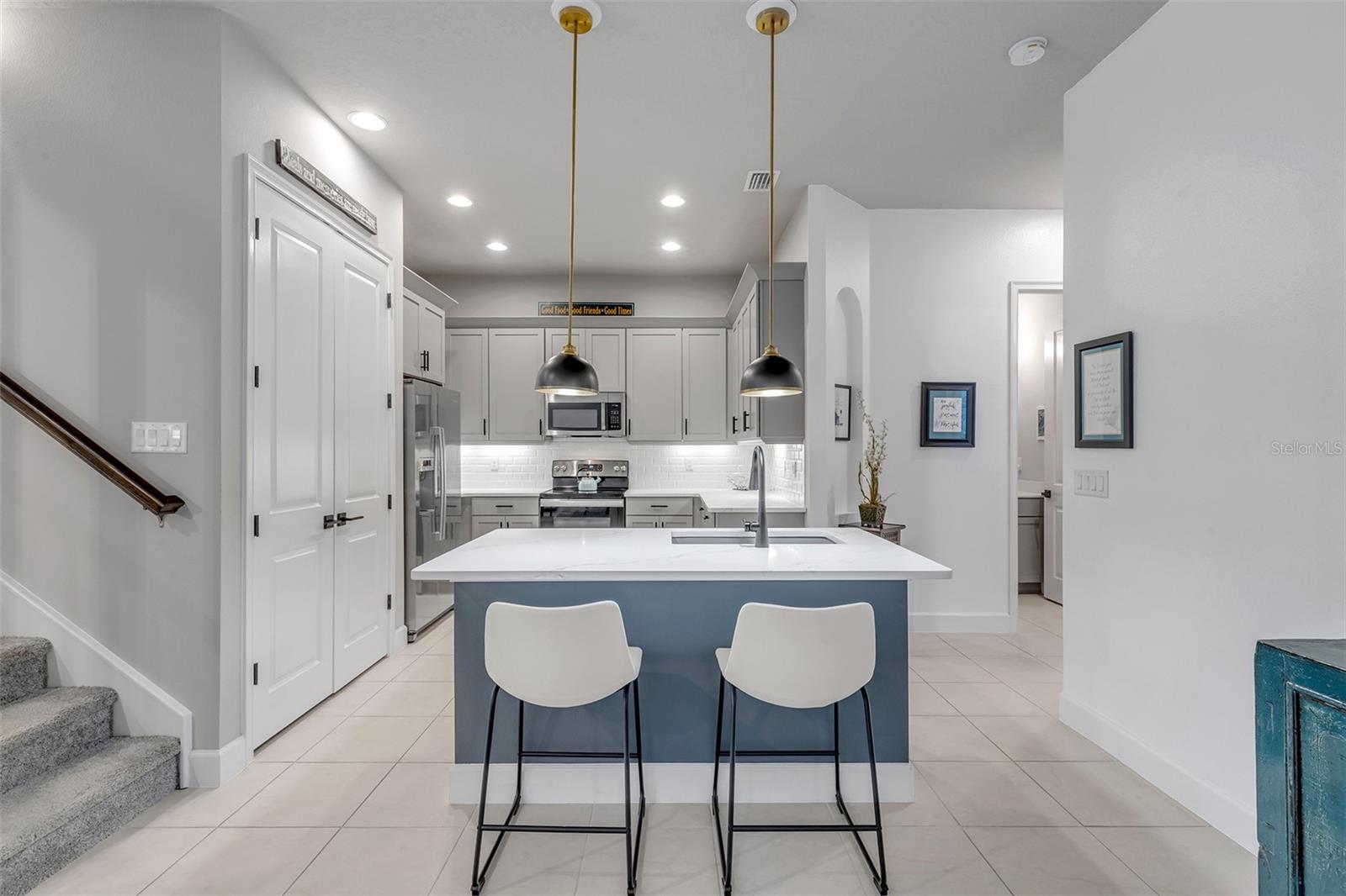 Image 18 of 86 For 13 Newhaven Lane