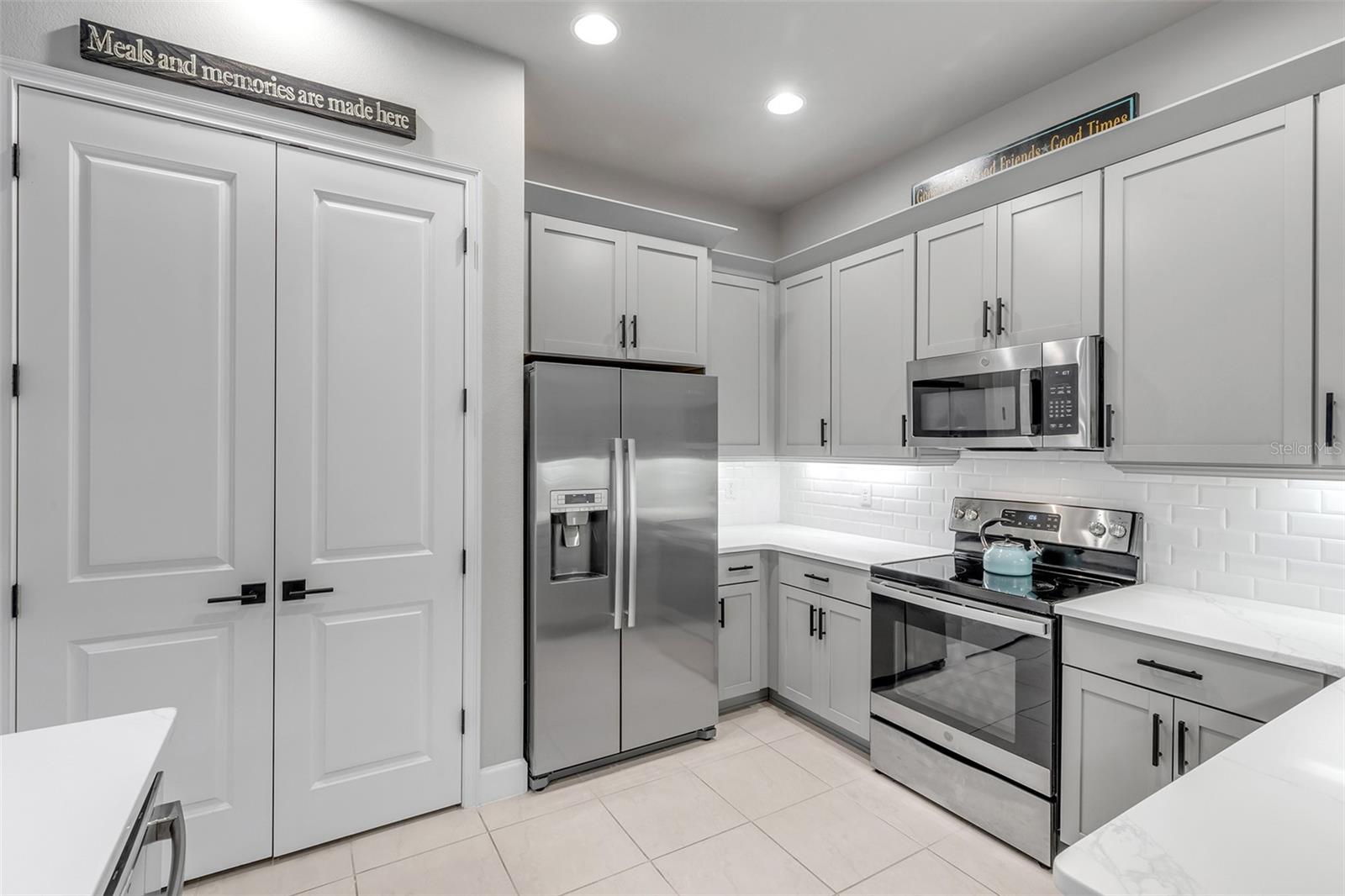 Image 22 of 86 For 13 Newhaven Lane