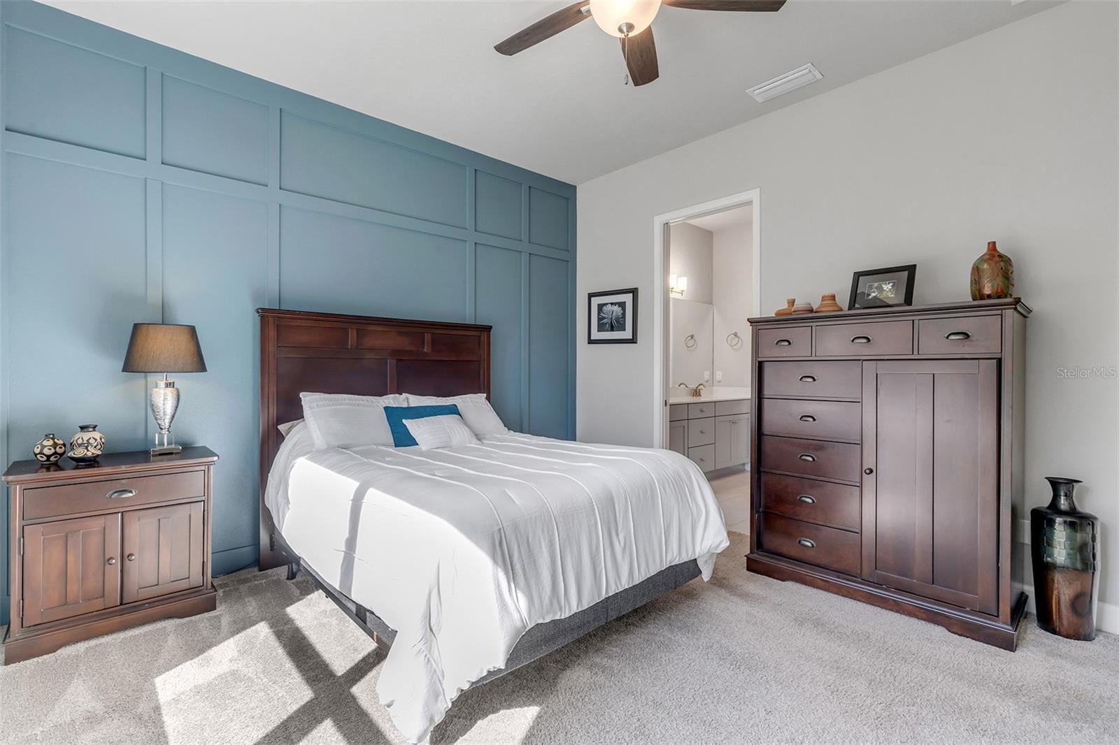 Image 26 of 86 For 13 Newhaven Lane