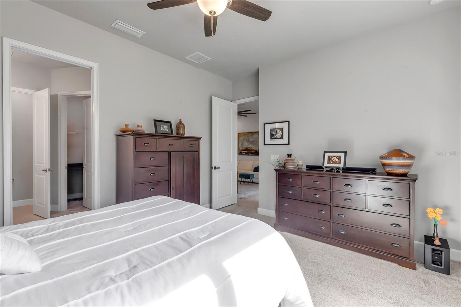 Image 27 of 86 For 13 Newhaven Lane