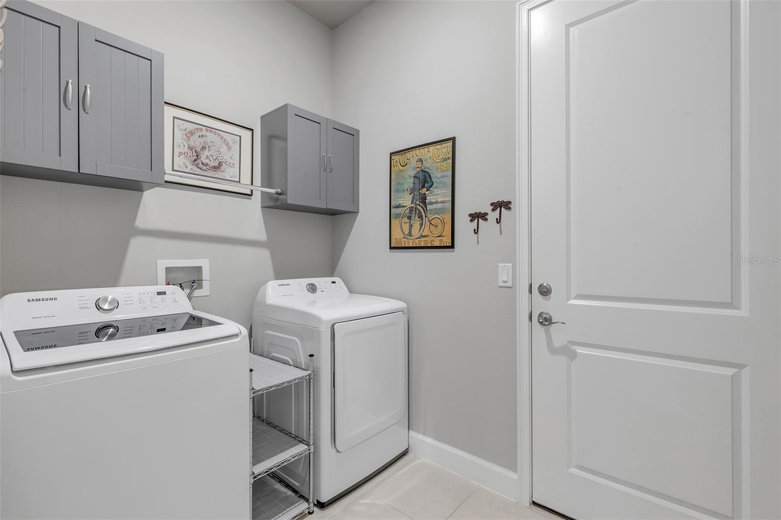 Image 36 of 86 For 13 Newhaven Lane