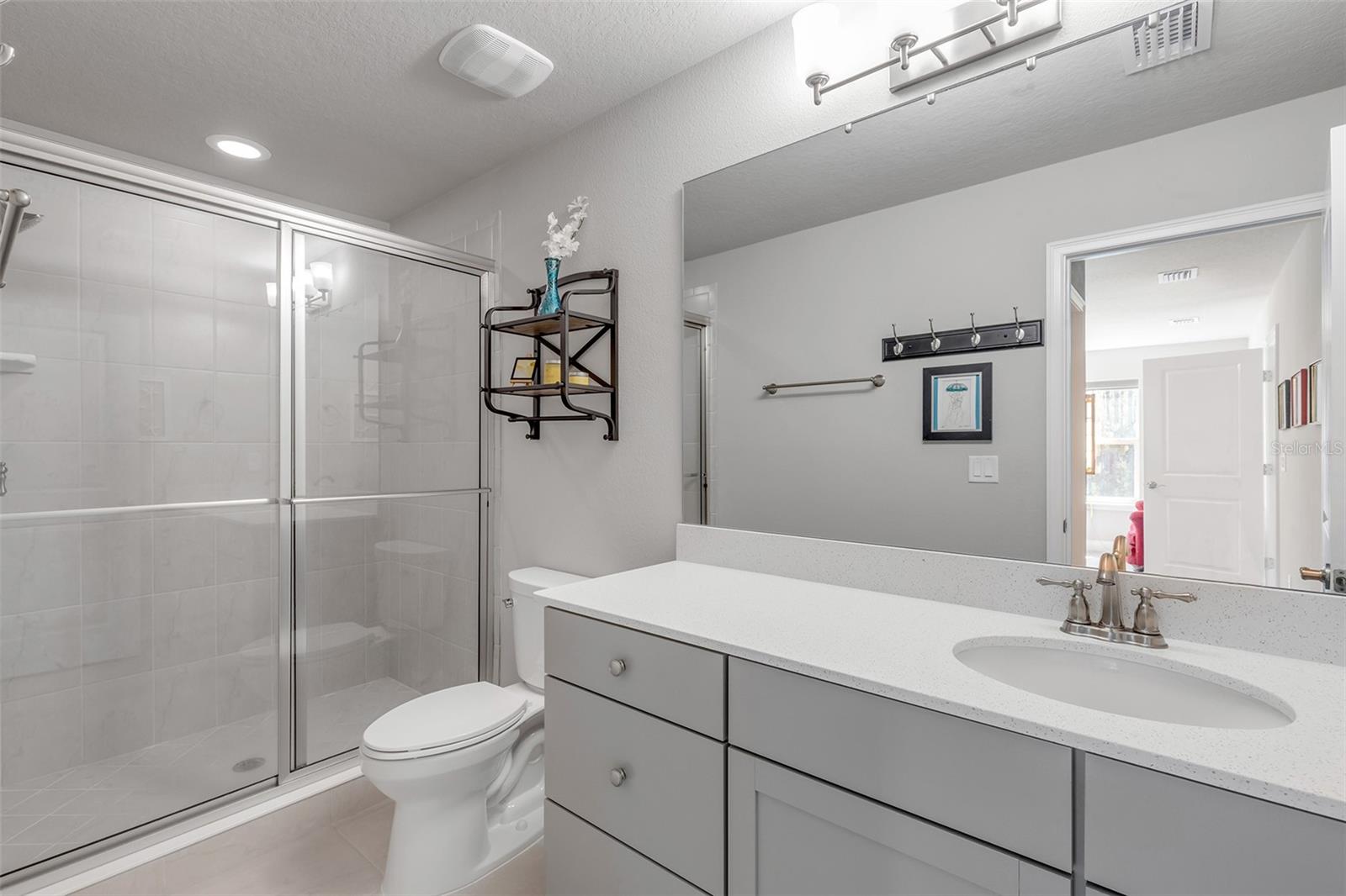 Image 42 of 86 For 13 Newhaven Lane