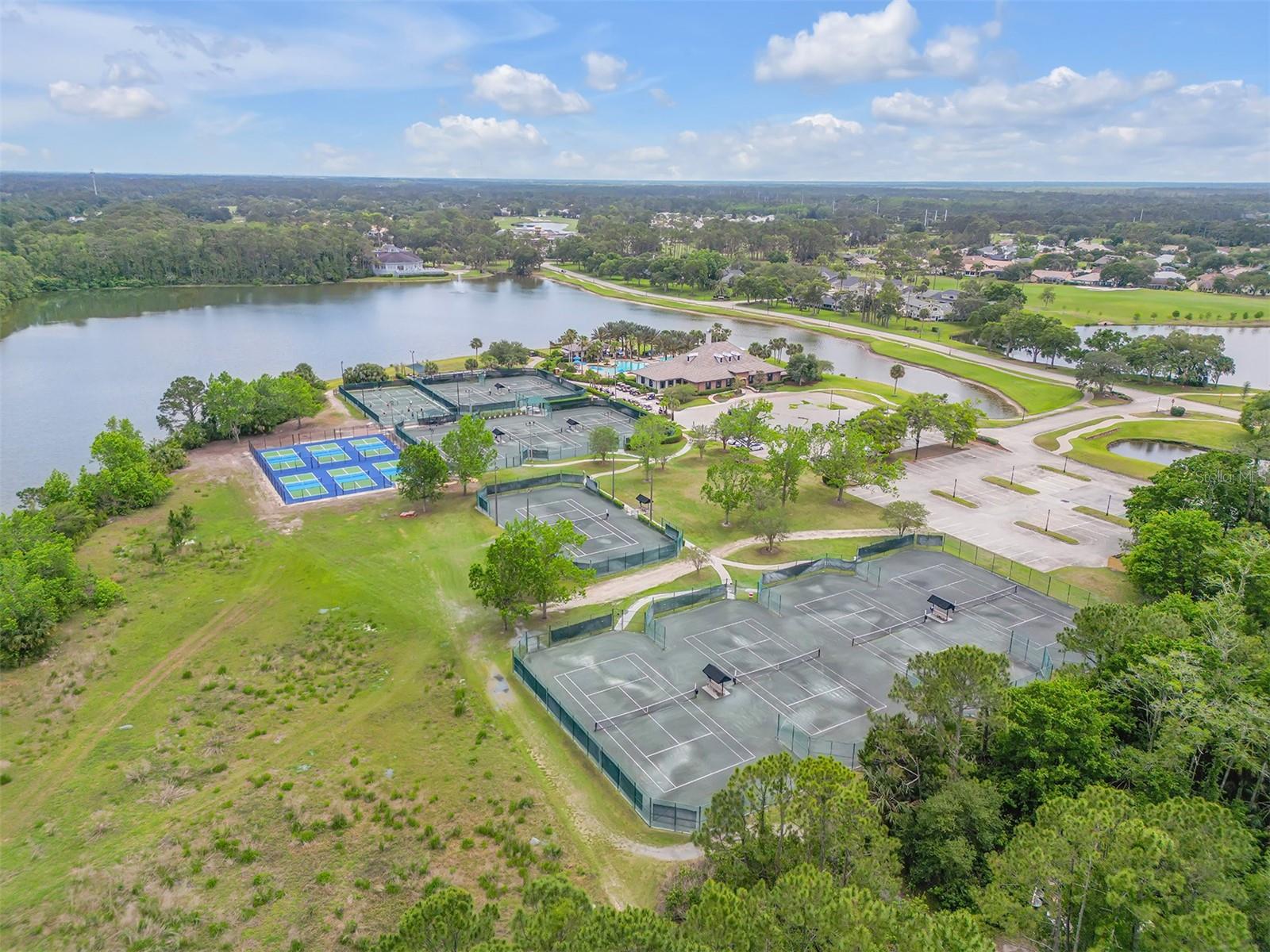 Image 75 of 86 For 13 Newhaven Lane