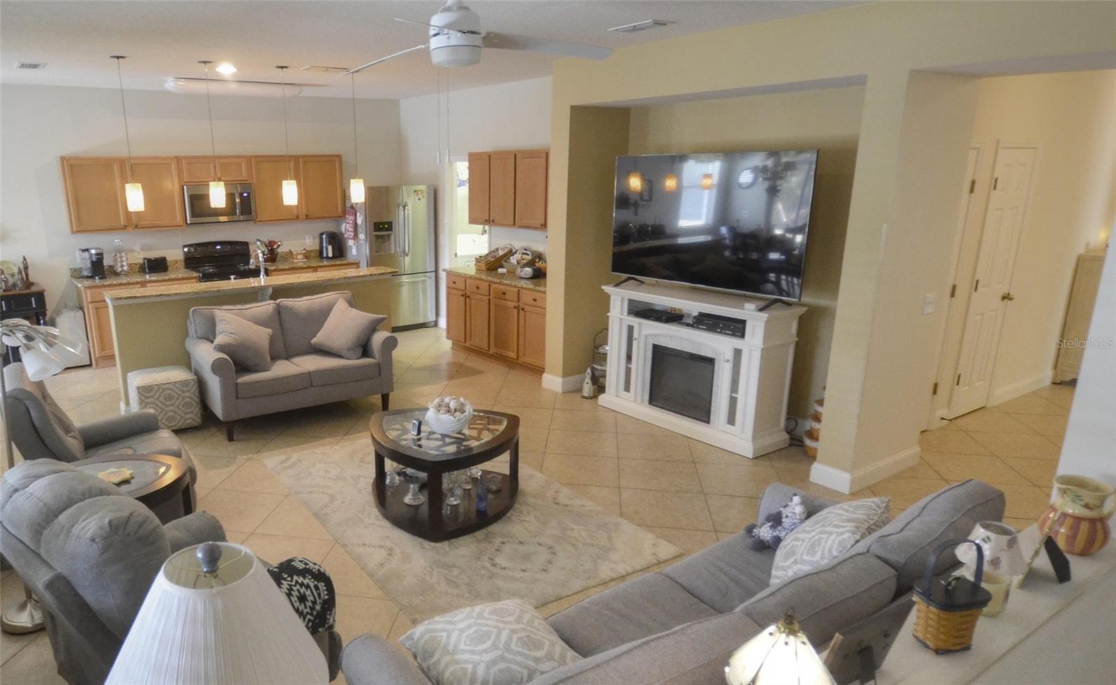 Image 19 of 26 For 572 Aeolian Drive