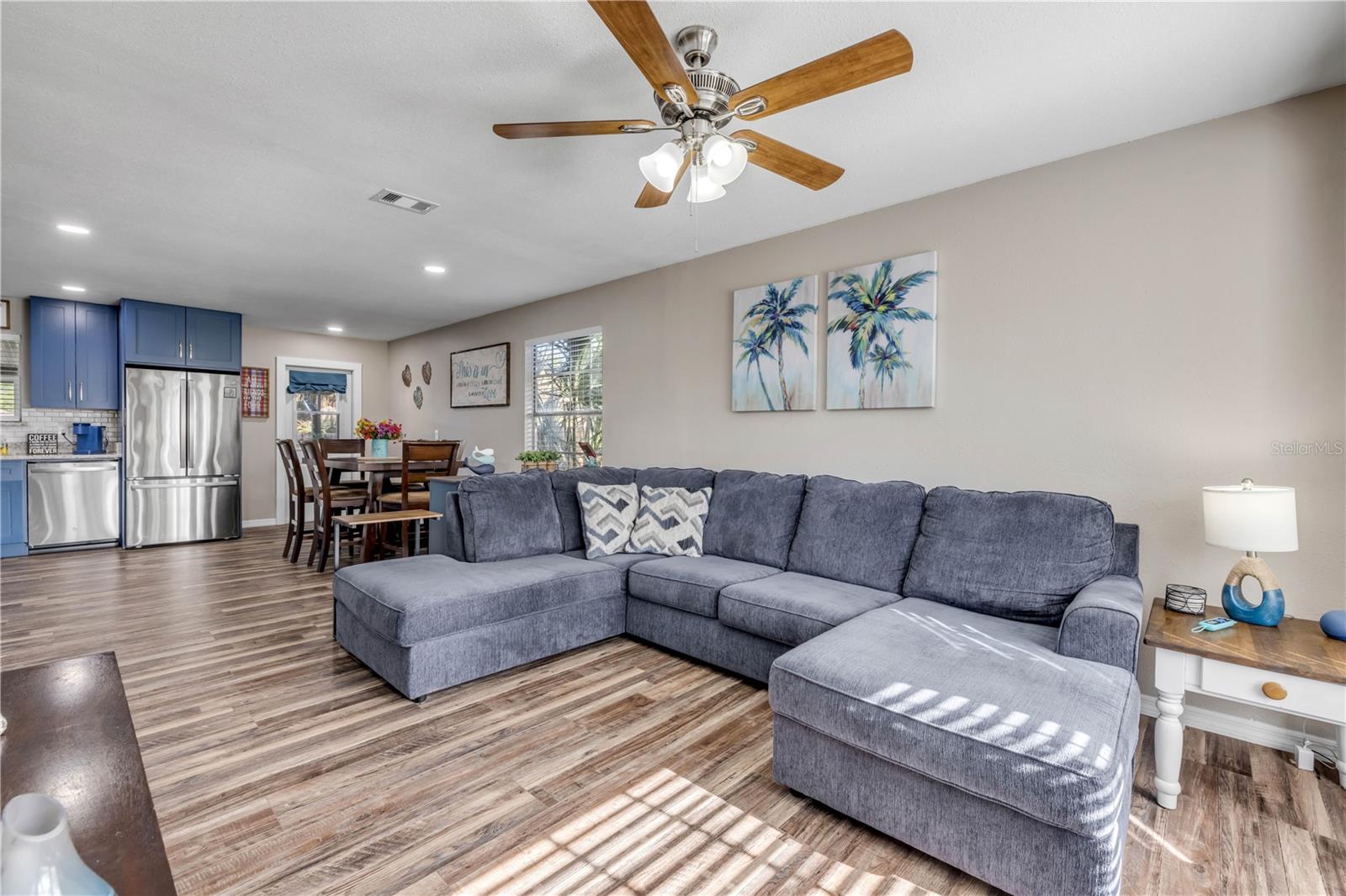 Image 30 of 50 For 2711 Pine Tree Drive