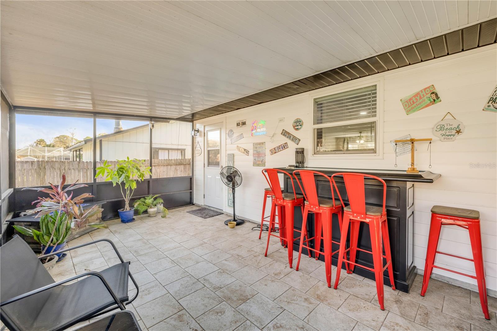 Image 33 of 50 For 2711 Pine Tree Drive