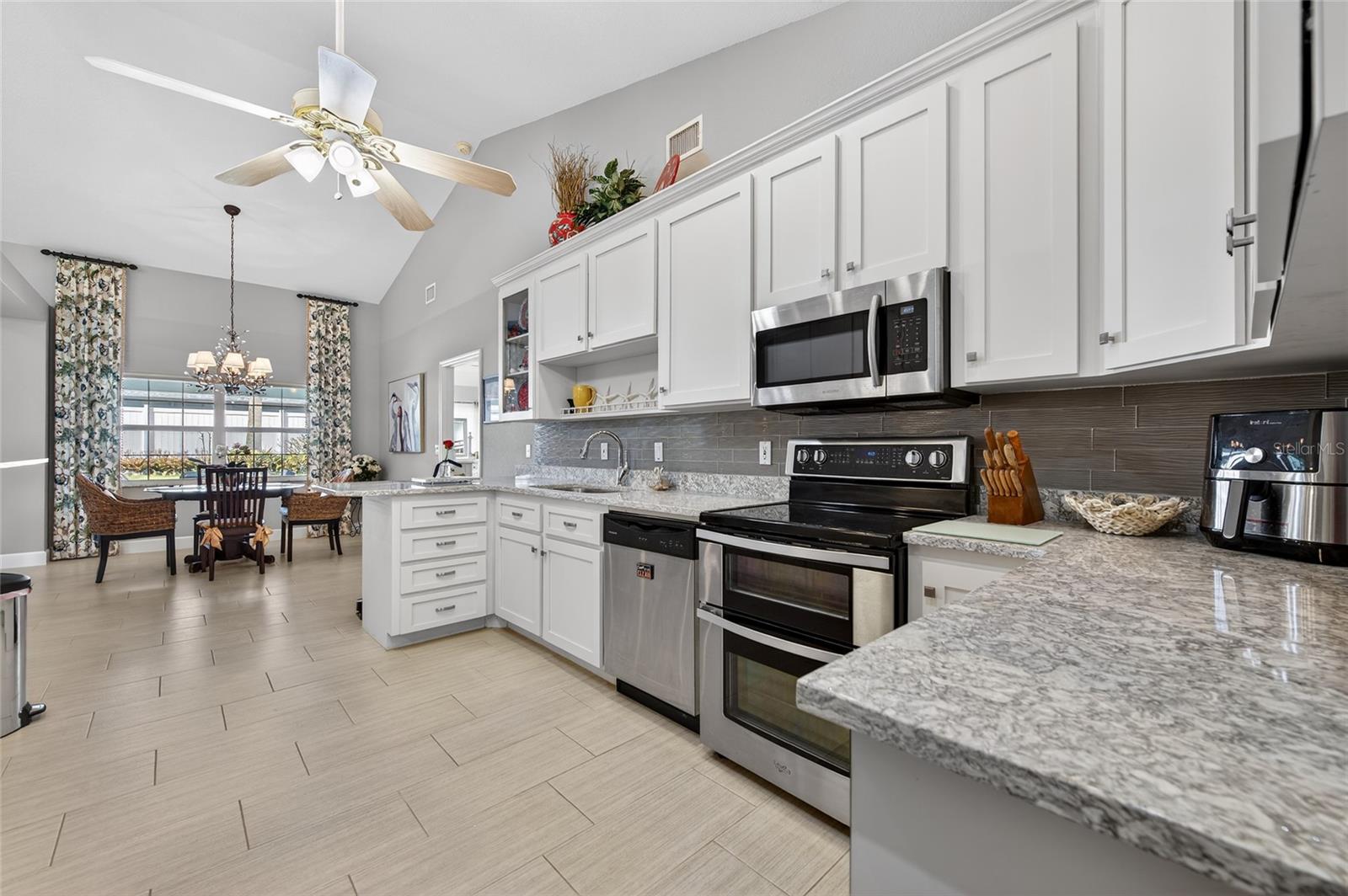 Image 13 of 55 For 4628 Atlantic Avenue