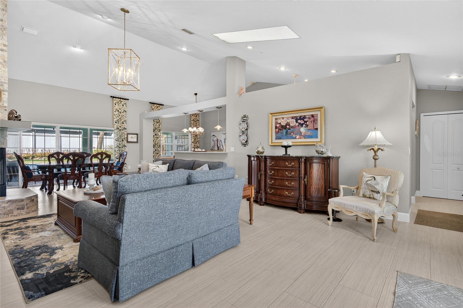 Image 15 of 55 For 4628 Atlantic Avenue