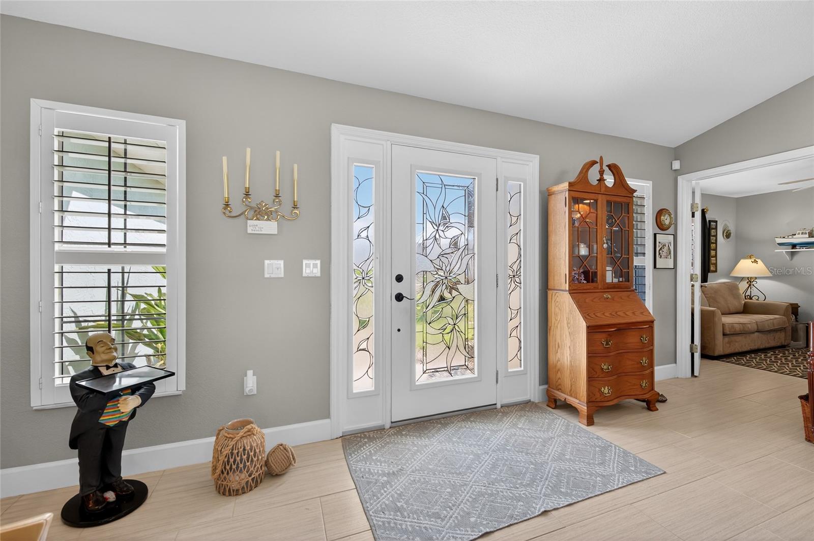 Image 5 of 55 For 4628 Atlantic Avenue