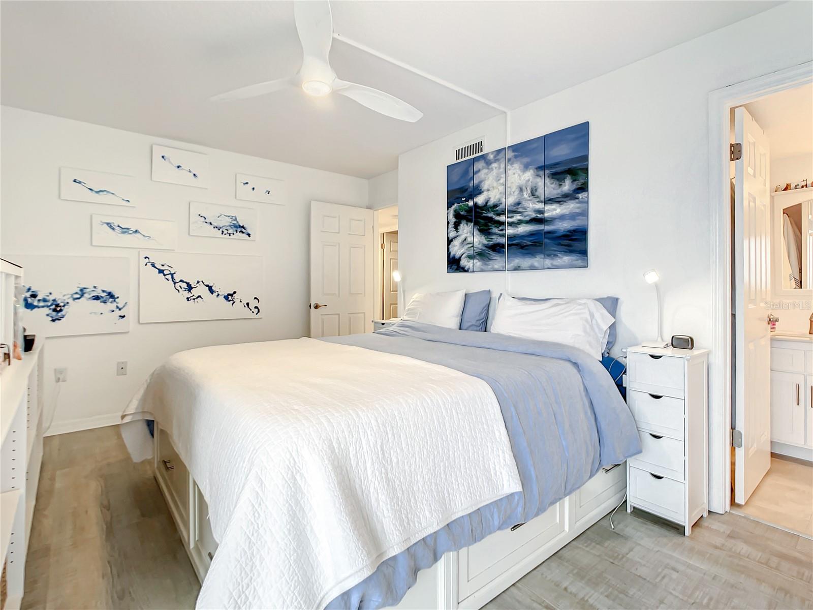 Image 21 of 54 For 5207 Atlantic Avenue 1021