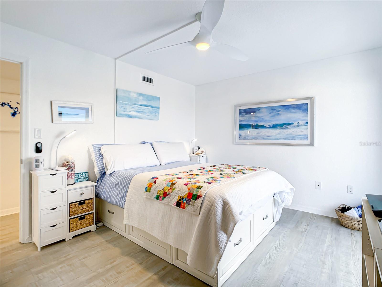 Image 27 of 54 For 5207 Atlantic Avenue 1021