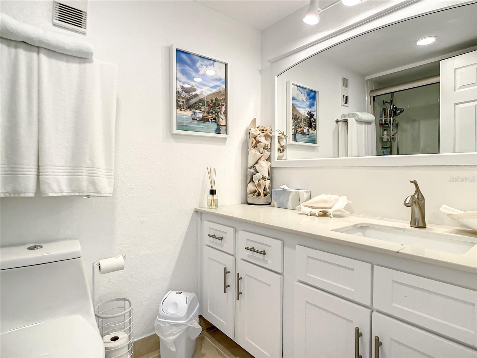 Image 29 of 54 For 5207 Atlantic Avenue 1021