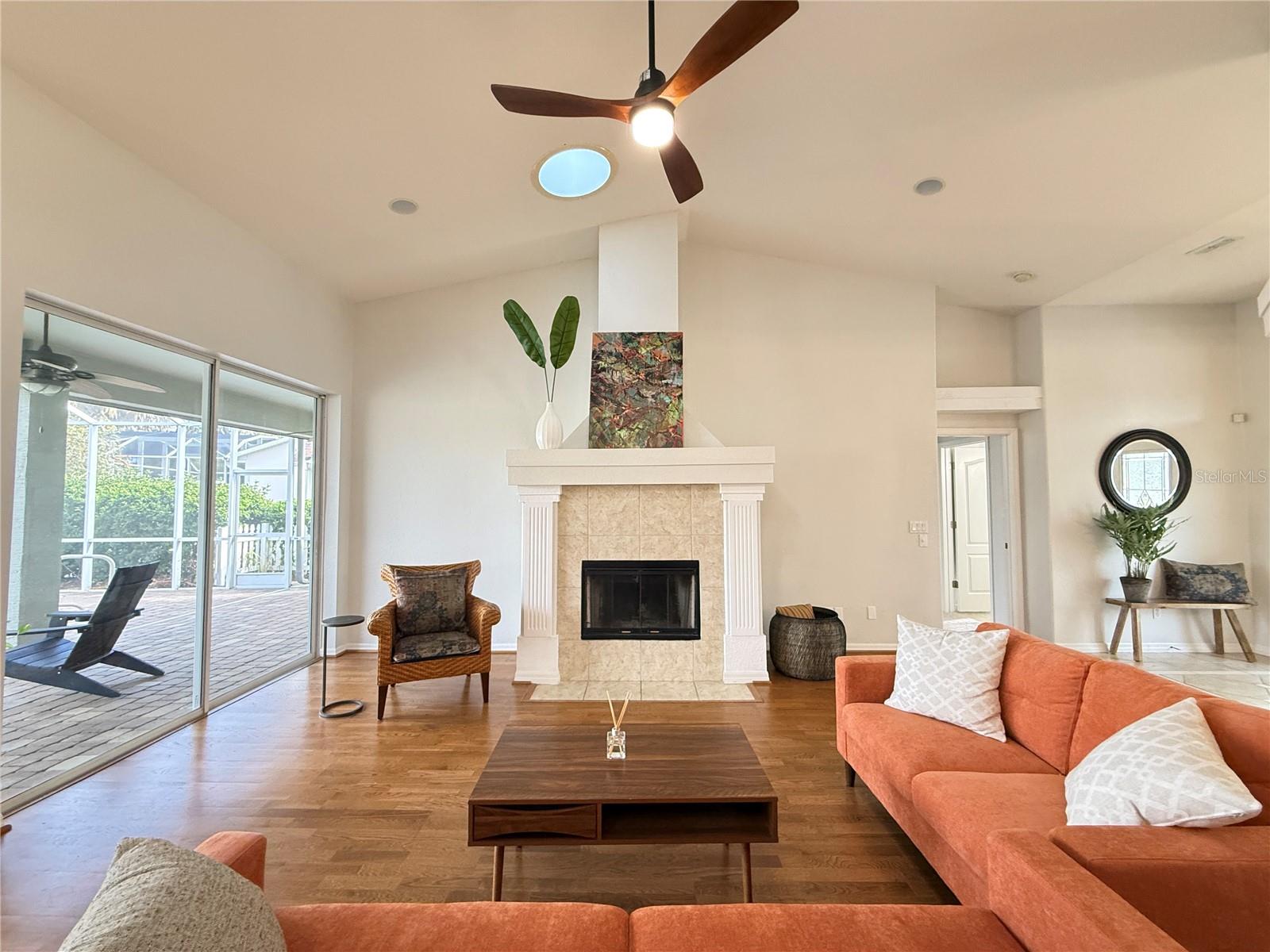 Image 13 of 70 For 421 Phillips Creek Lane