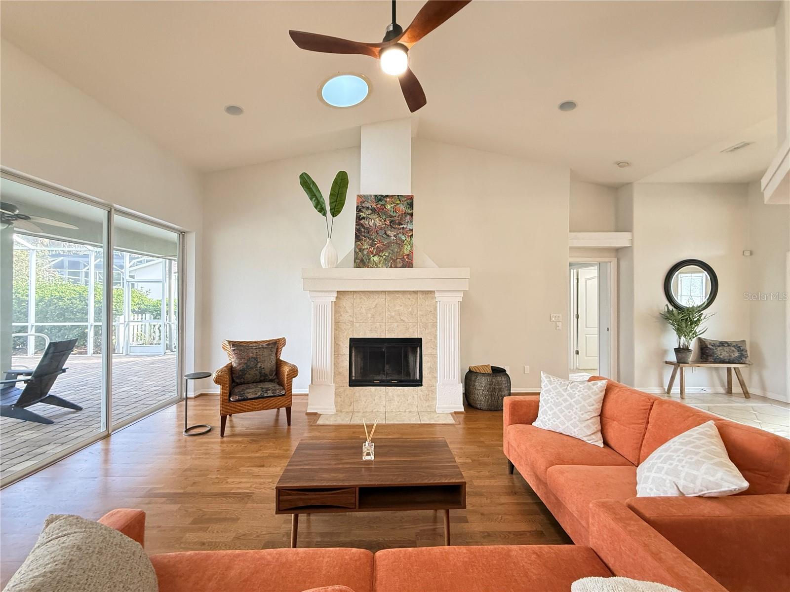 Image 15 of 70 For 421 Phillips Creek Lane