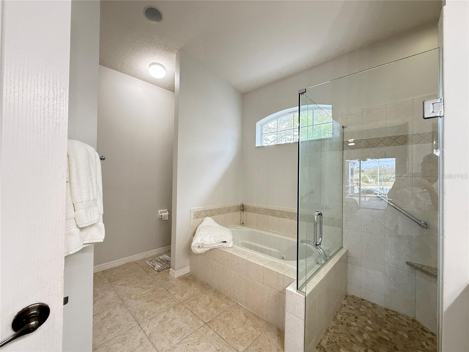 Image 26 of 70 For 421 Phillips Creek Lane