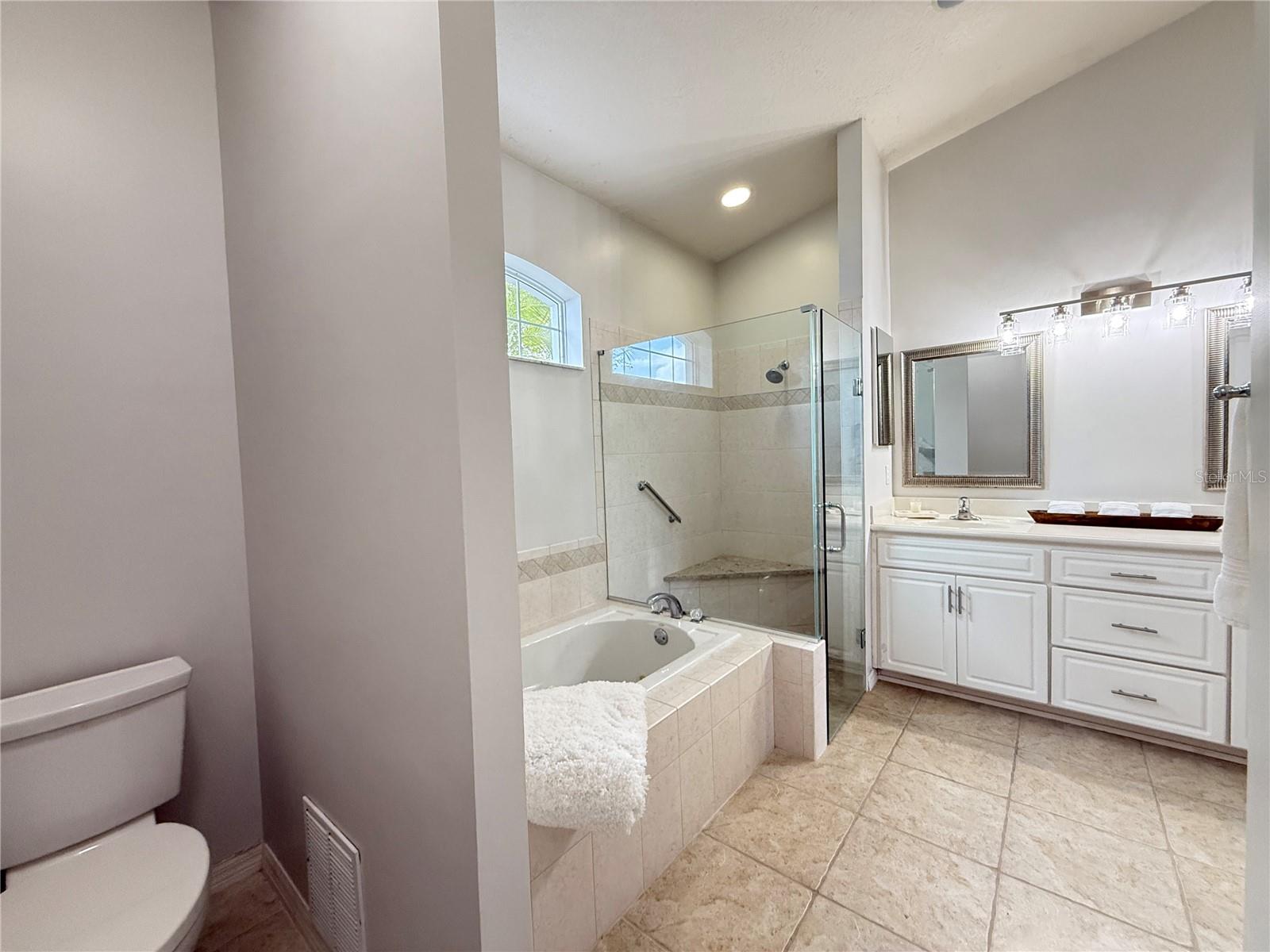 Image 28 of 70 For 421 Phillips Creek Lane