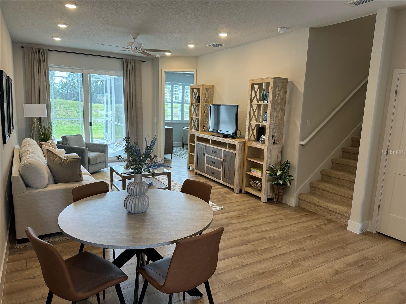 Image 5 of 21 For 3046 Isles Way