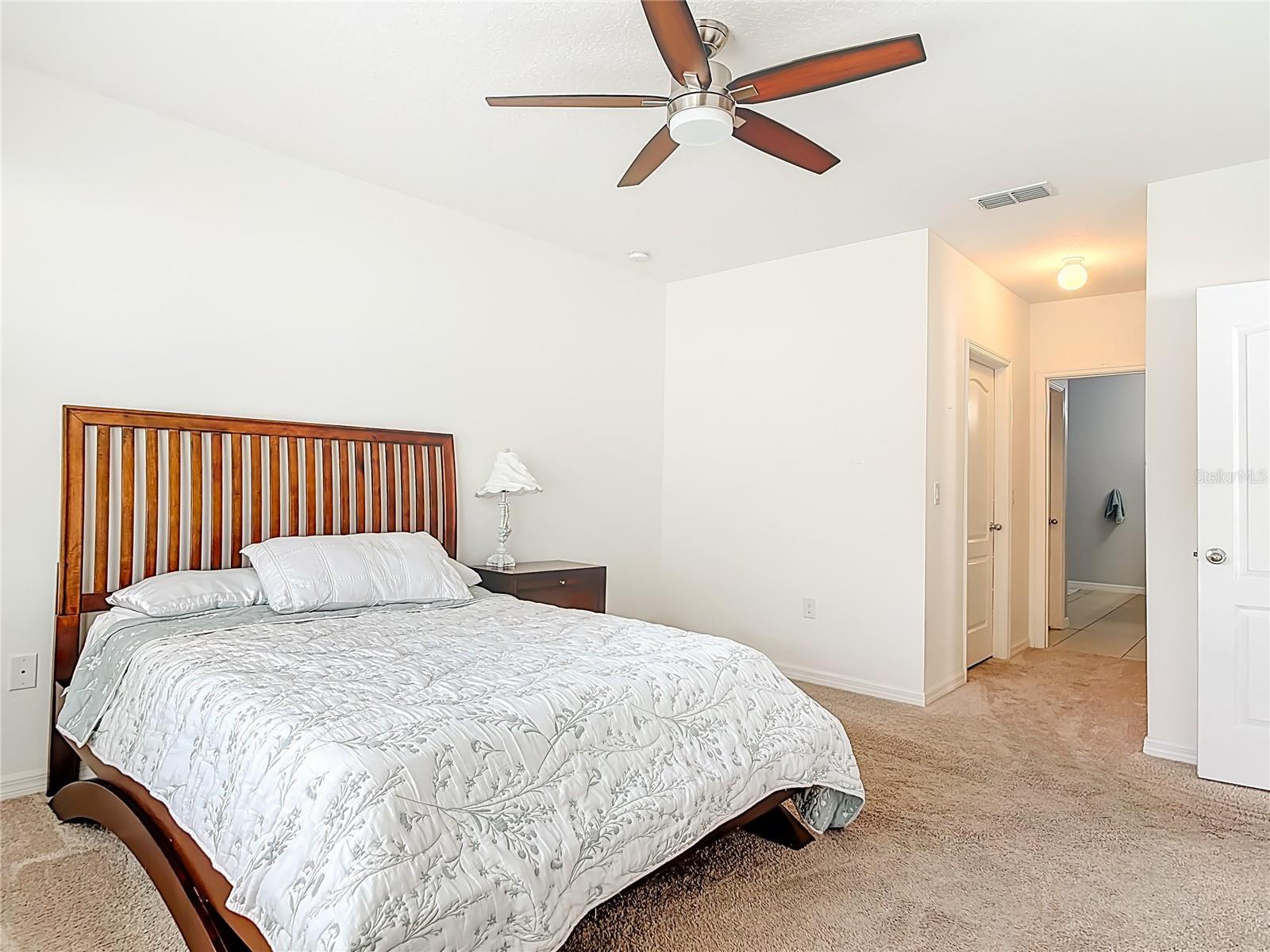 Image 25 of 37 For 1724 Savannah Lane