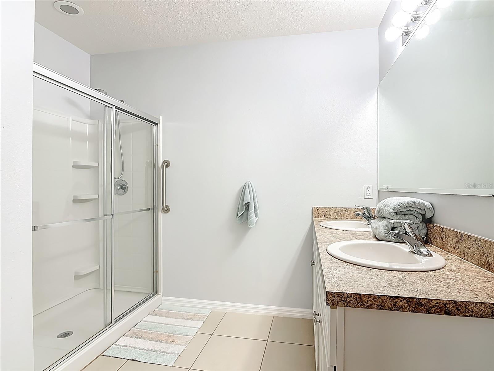 Image 26 of 37 For 1724 Savannah Lane