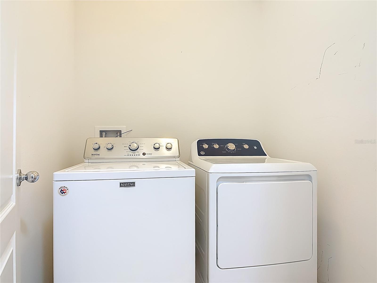 Image 28 of 37 For 1724 Savannah Lane