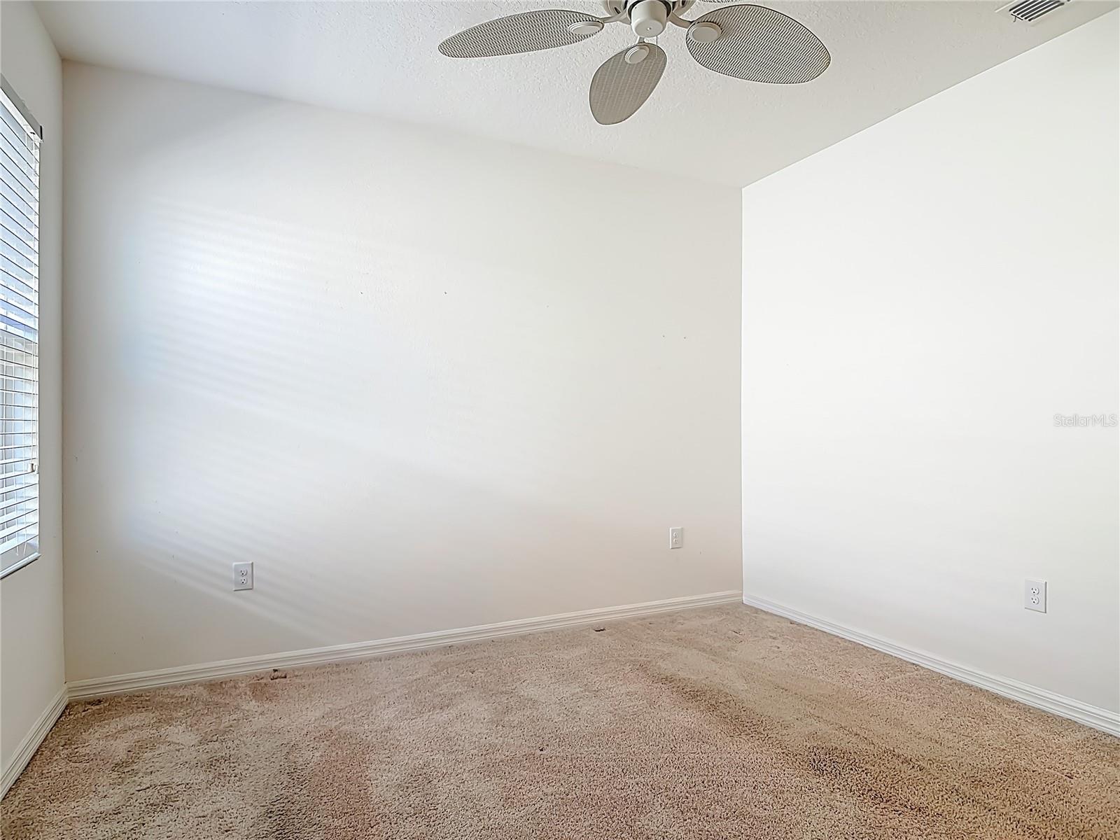 Image 6 of 37 For 1724 Savannah Lane