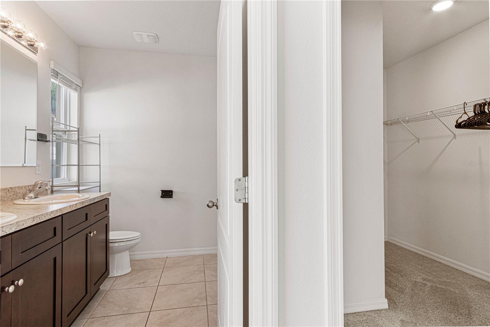 Image 18 of 31 For 2952 Gibraltar Boulevard