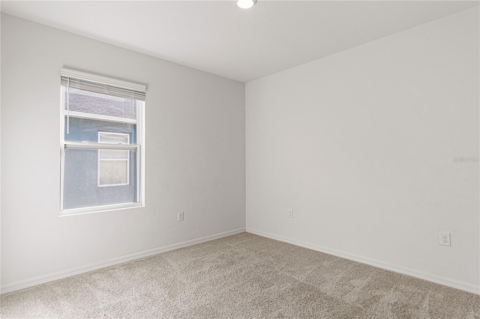 Image 9 of 31 For 2952 Gibraltar Boulevard