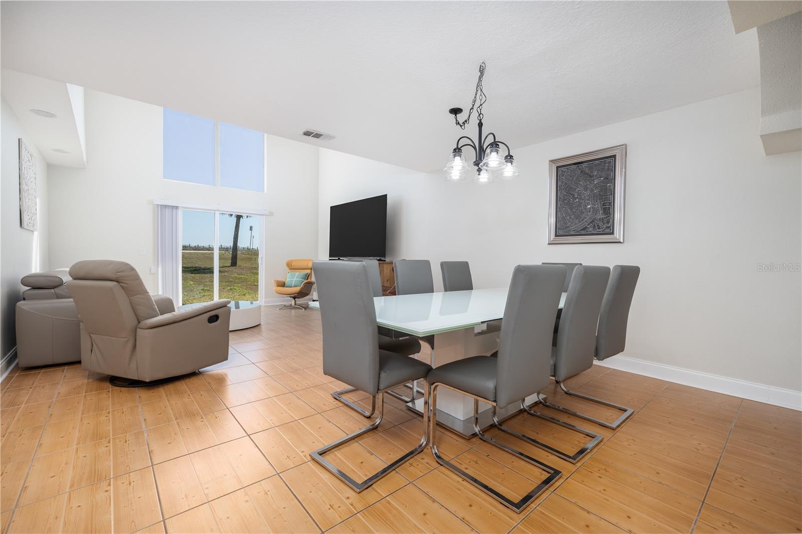 Image 14 of 59 For 3076 Ocean Shore Boulevard