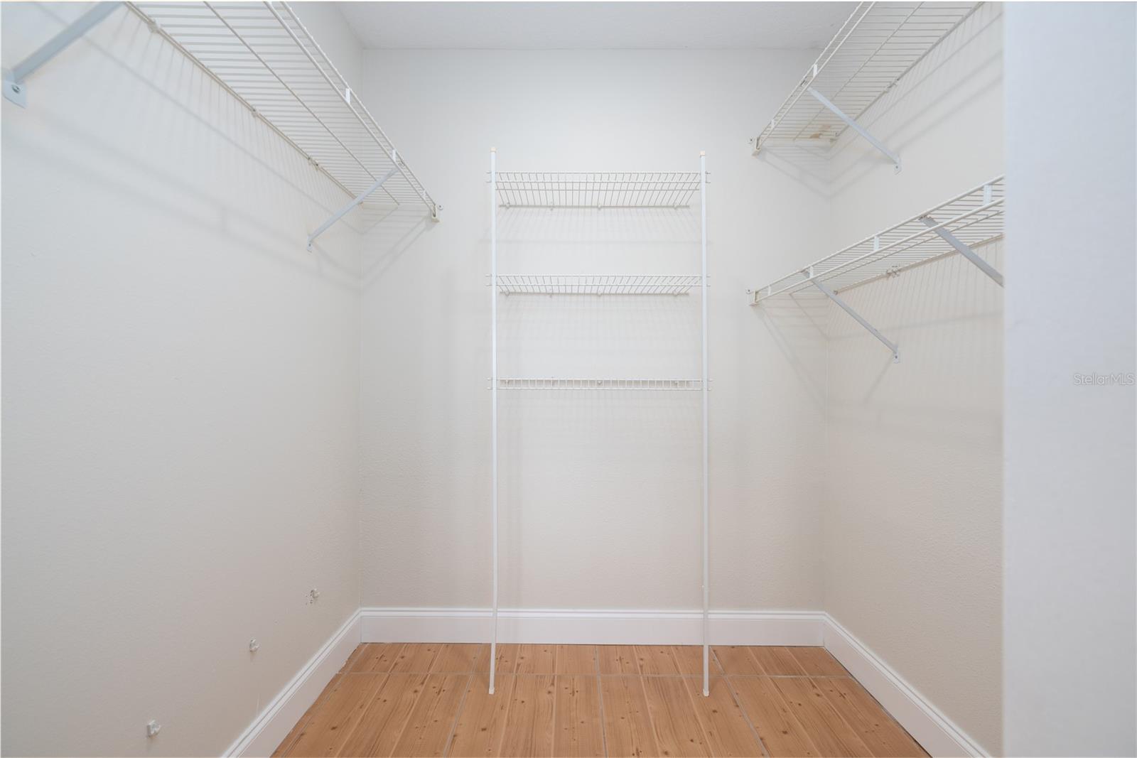 Image 23 of 59 For 3076 Ocean Shore Boulevard