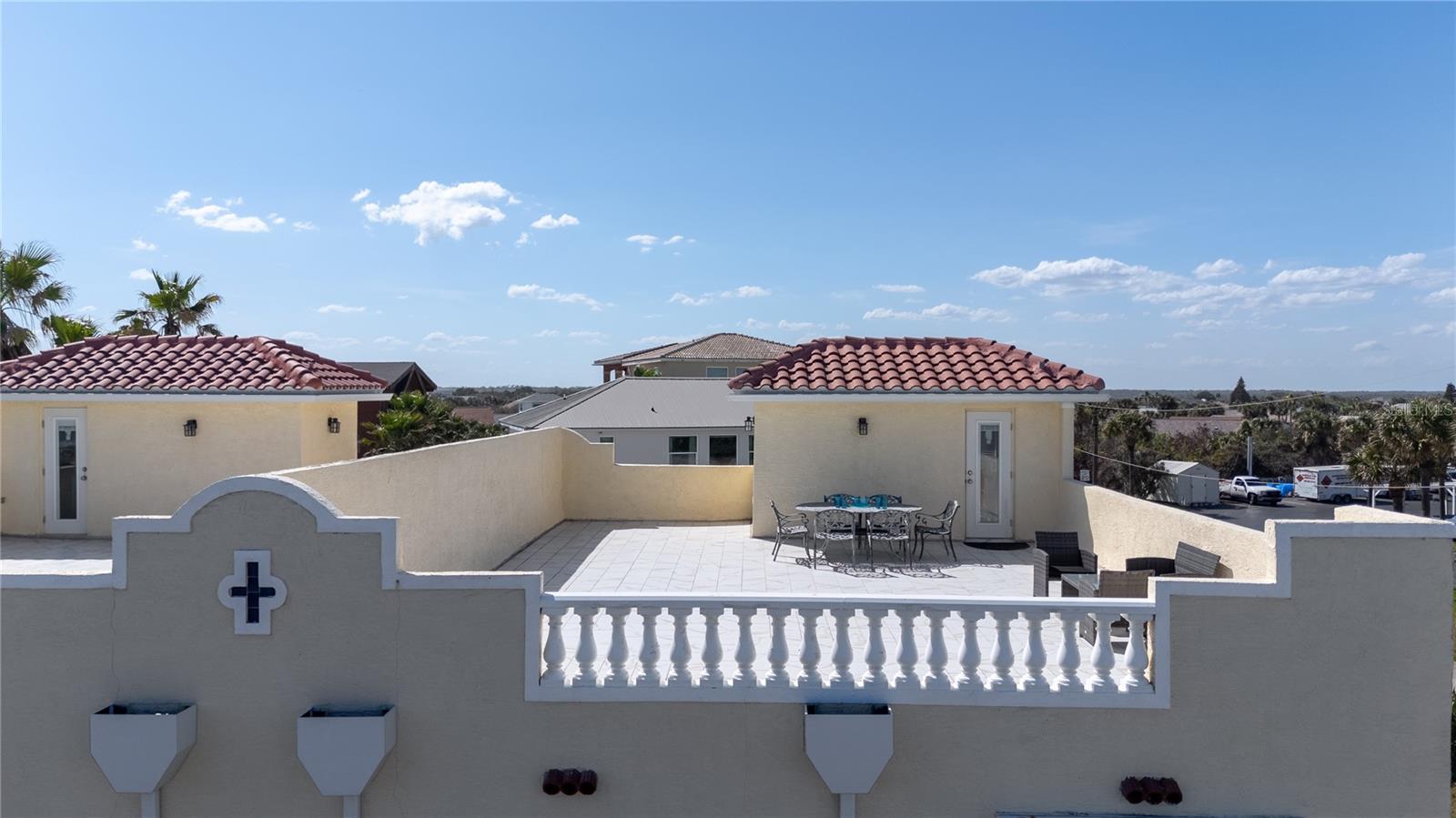 Image 4 of 59 For 3076 Ocean Shore Boulevard