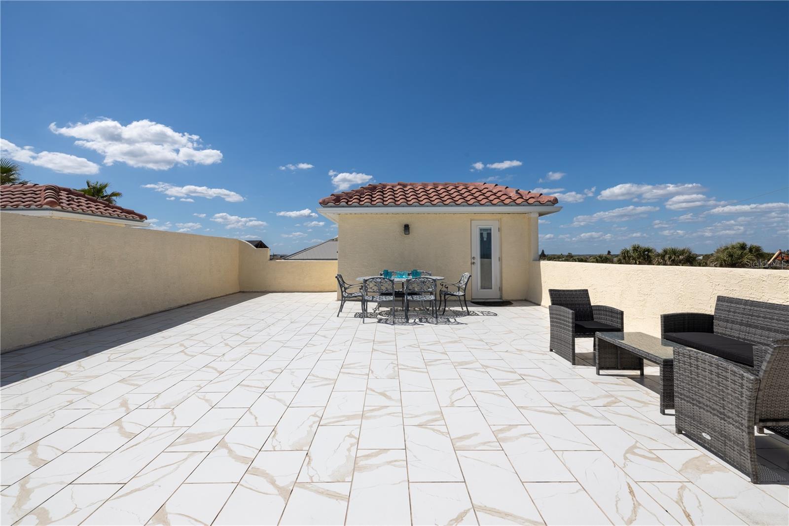 Image 40 of 59 For 3076 Ocean Shore Boulevard