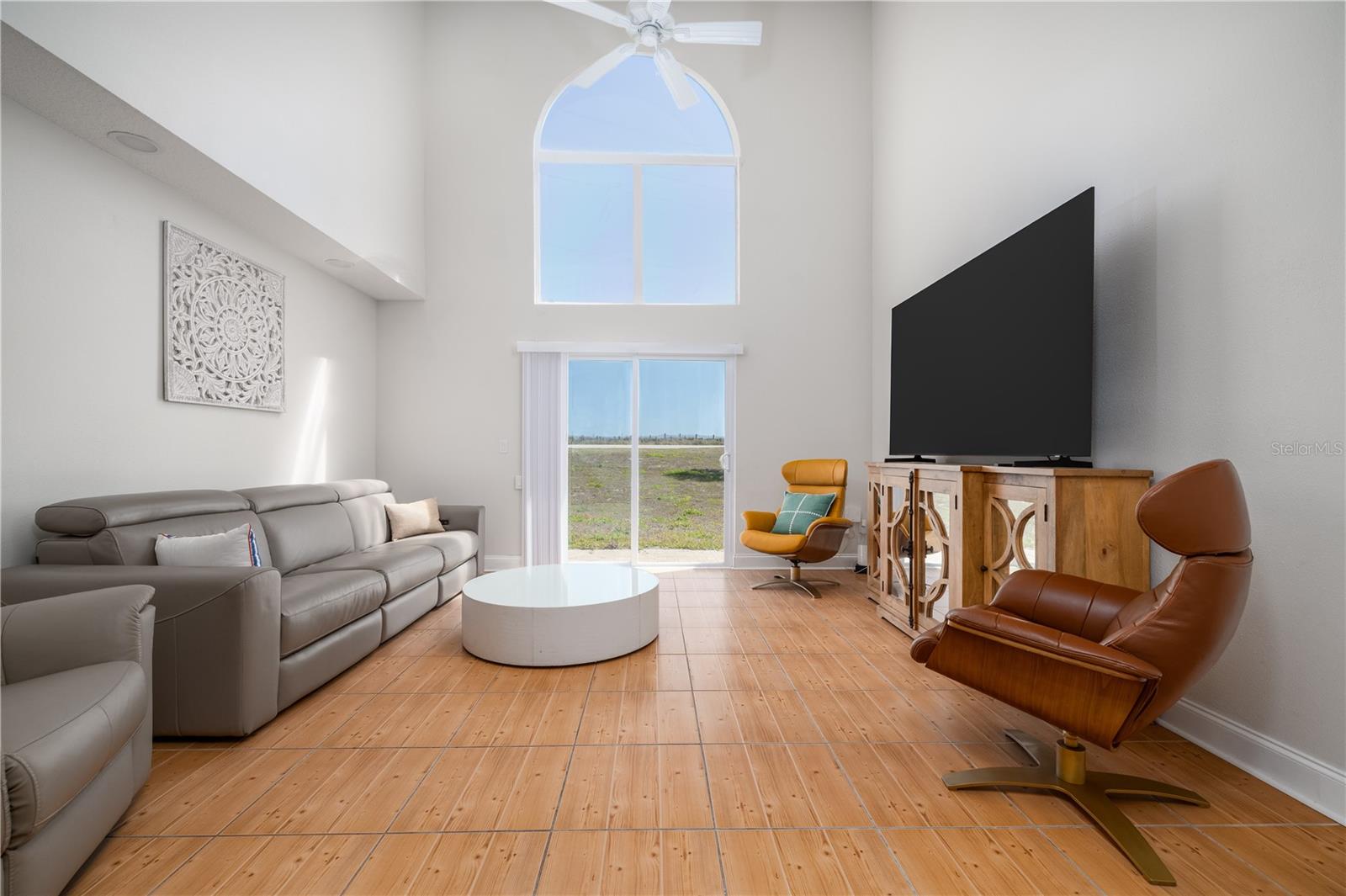 Image 8 of 59 For 3076 Ocean Shore Boulevard