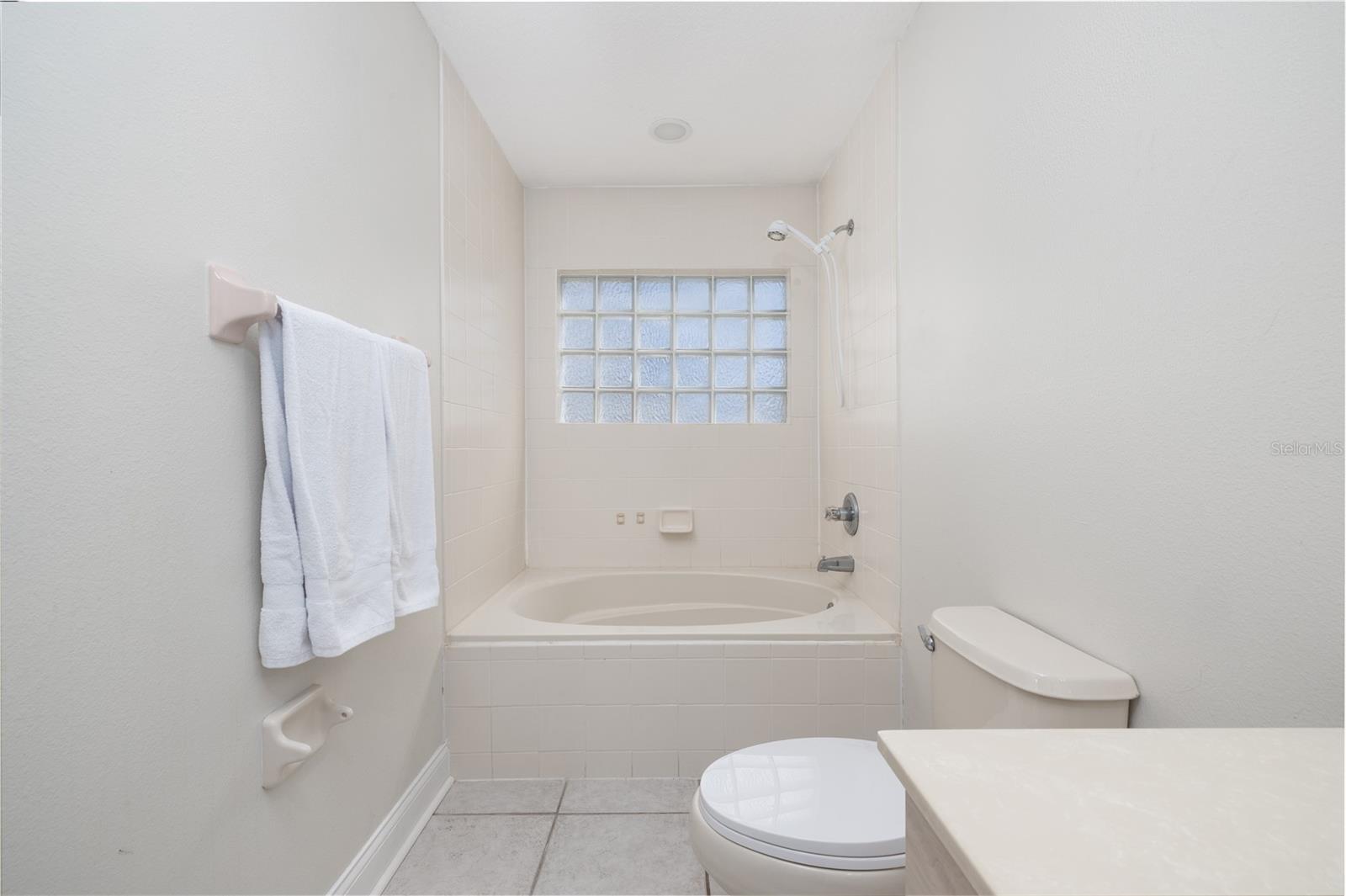 Image 28 of 61 For 3074 Ocean Shore Boulevard