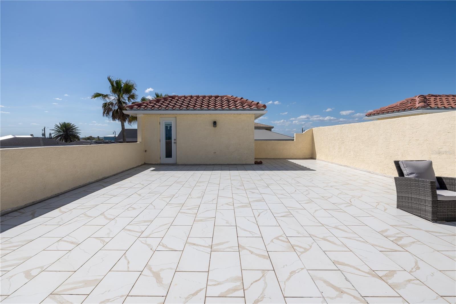 Image 38 of 61 For 3074 Ocean Shore Boulevard