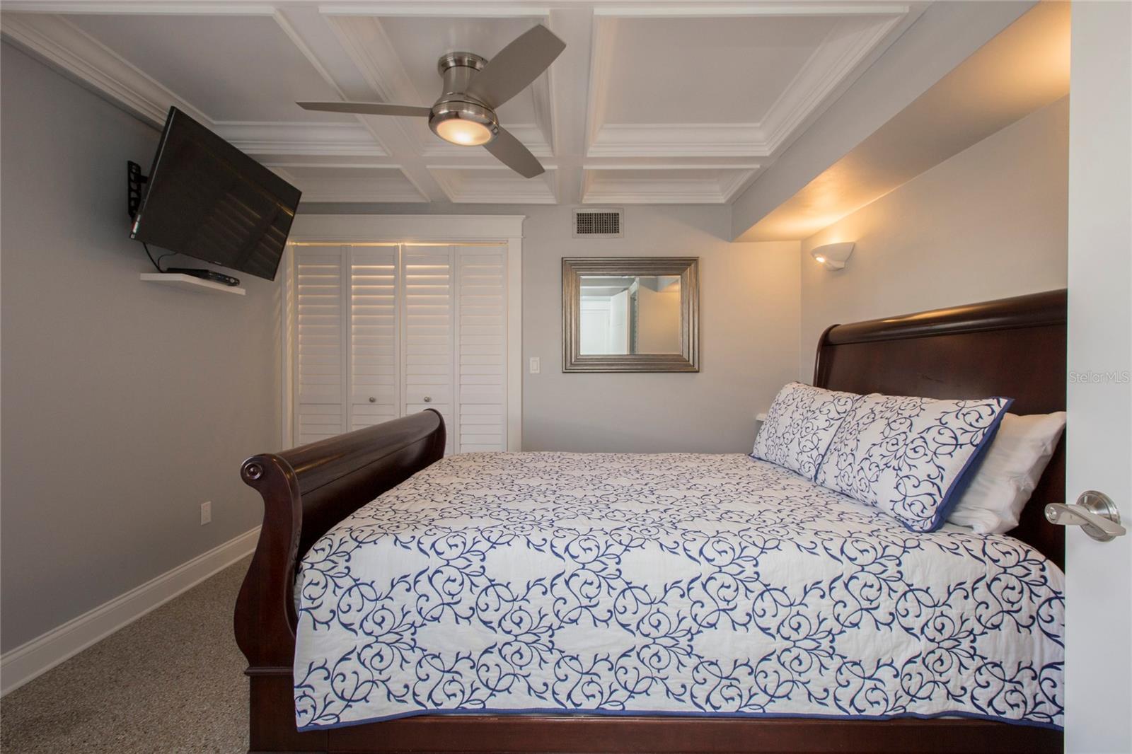 Image 11 of 34 For 472 Causeway