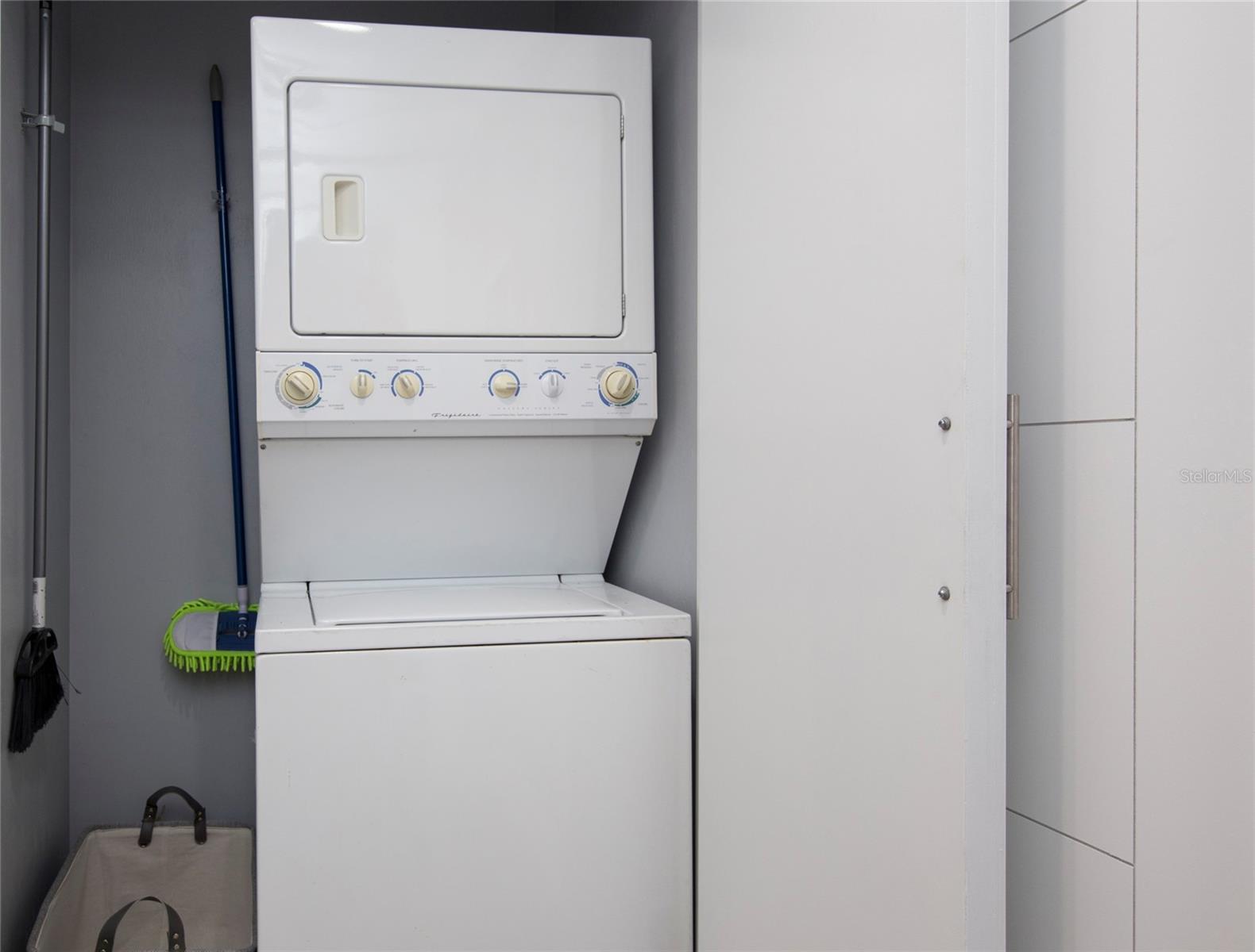 Image 14 of 34 For 472 Causeway