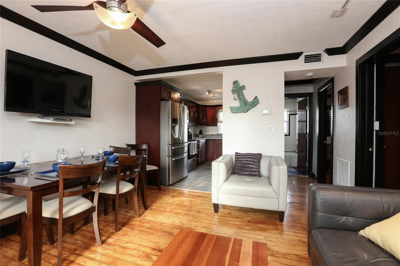 Image 19 of 34 For 472 Causeway