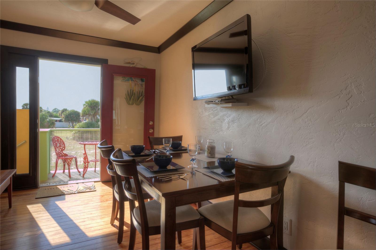 Image 23 of 34 For 472 Causeway