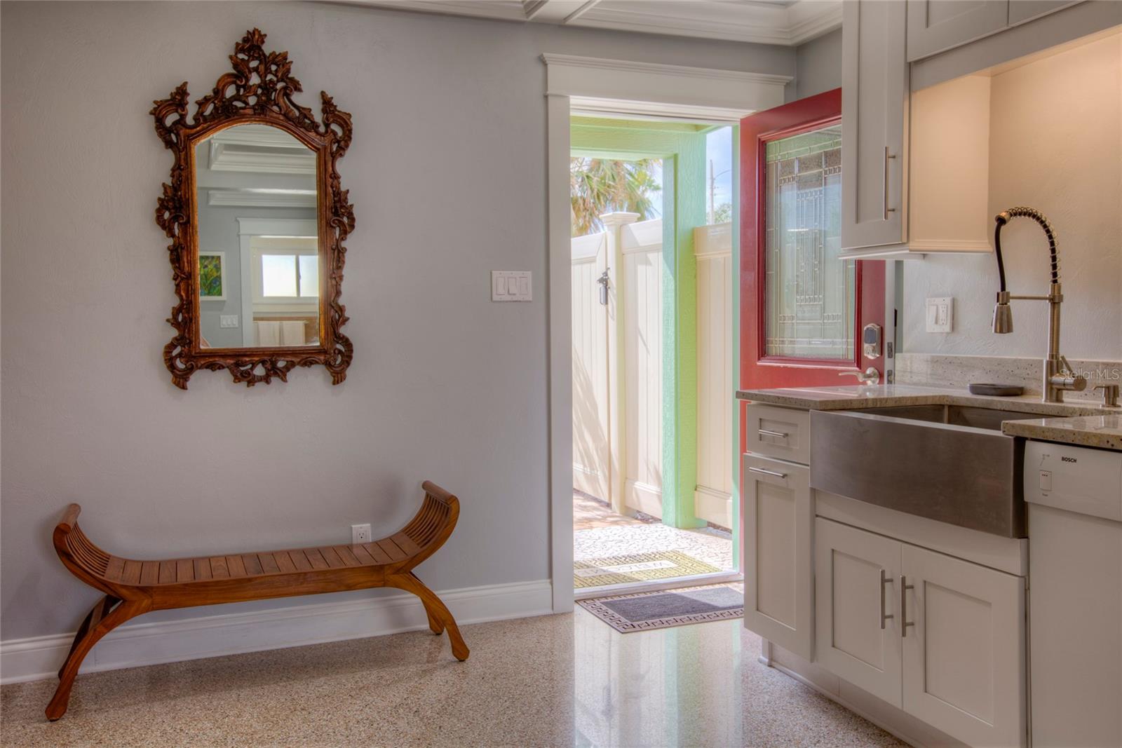 Image 5 of 34 For 472 Causeway