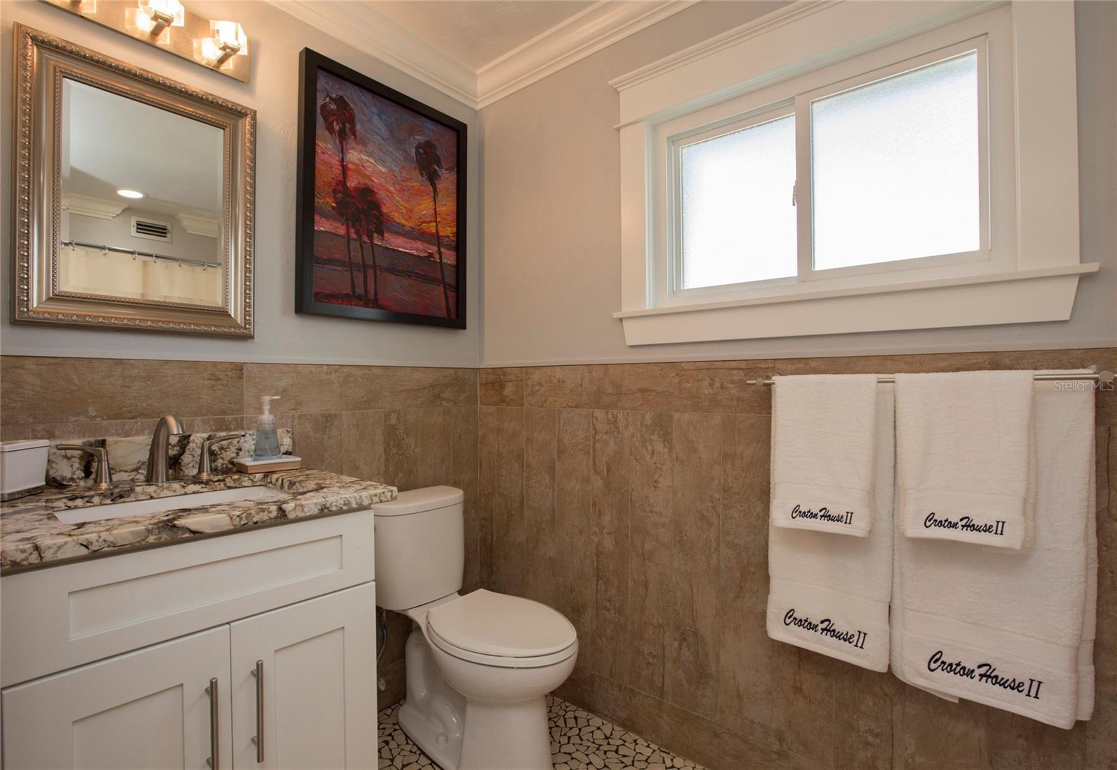 Image 9 of 34 For 472 Causeway