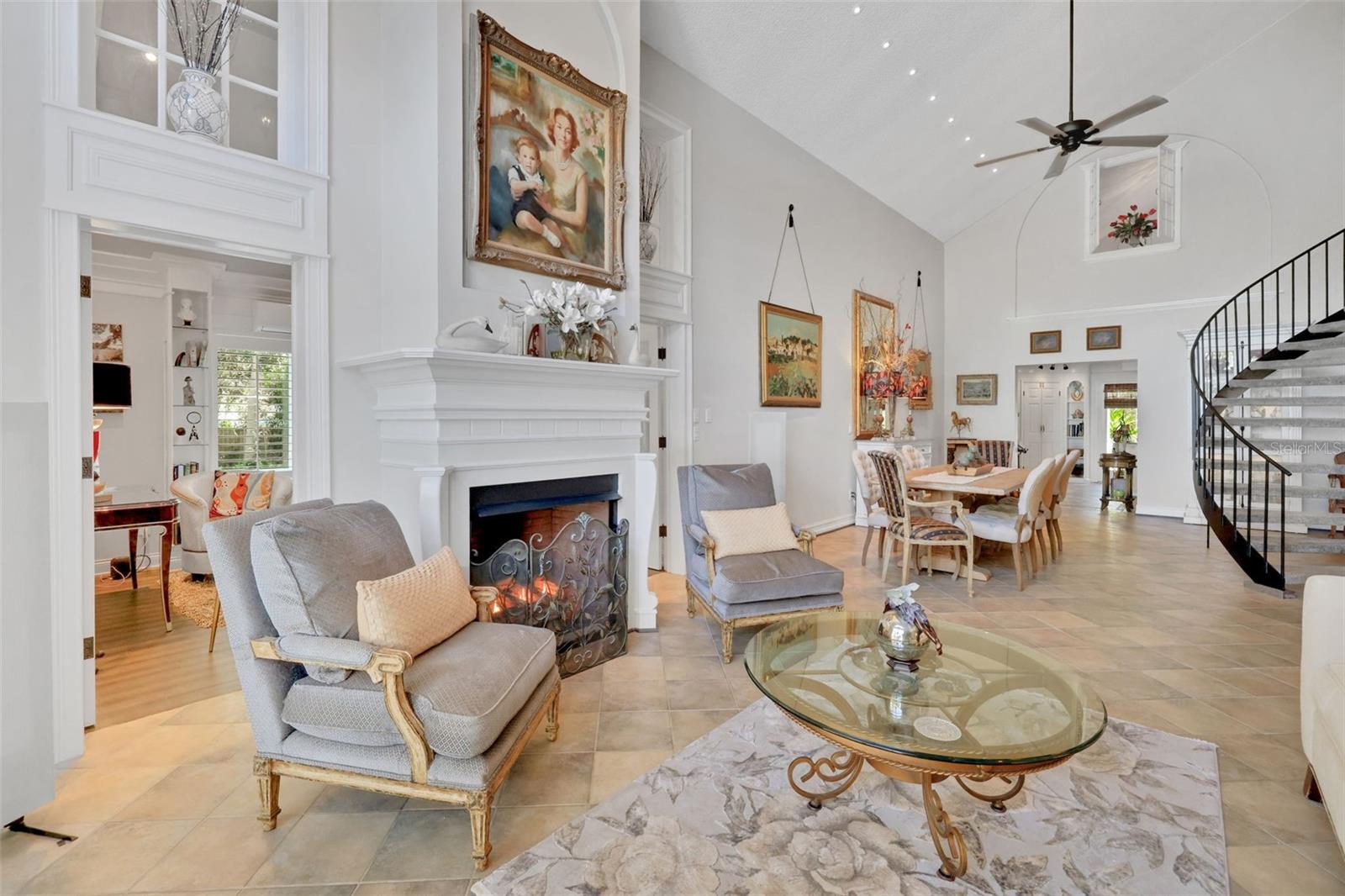 Image 13 of 73 For 111 Esther Street